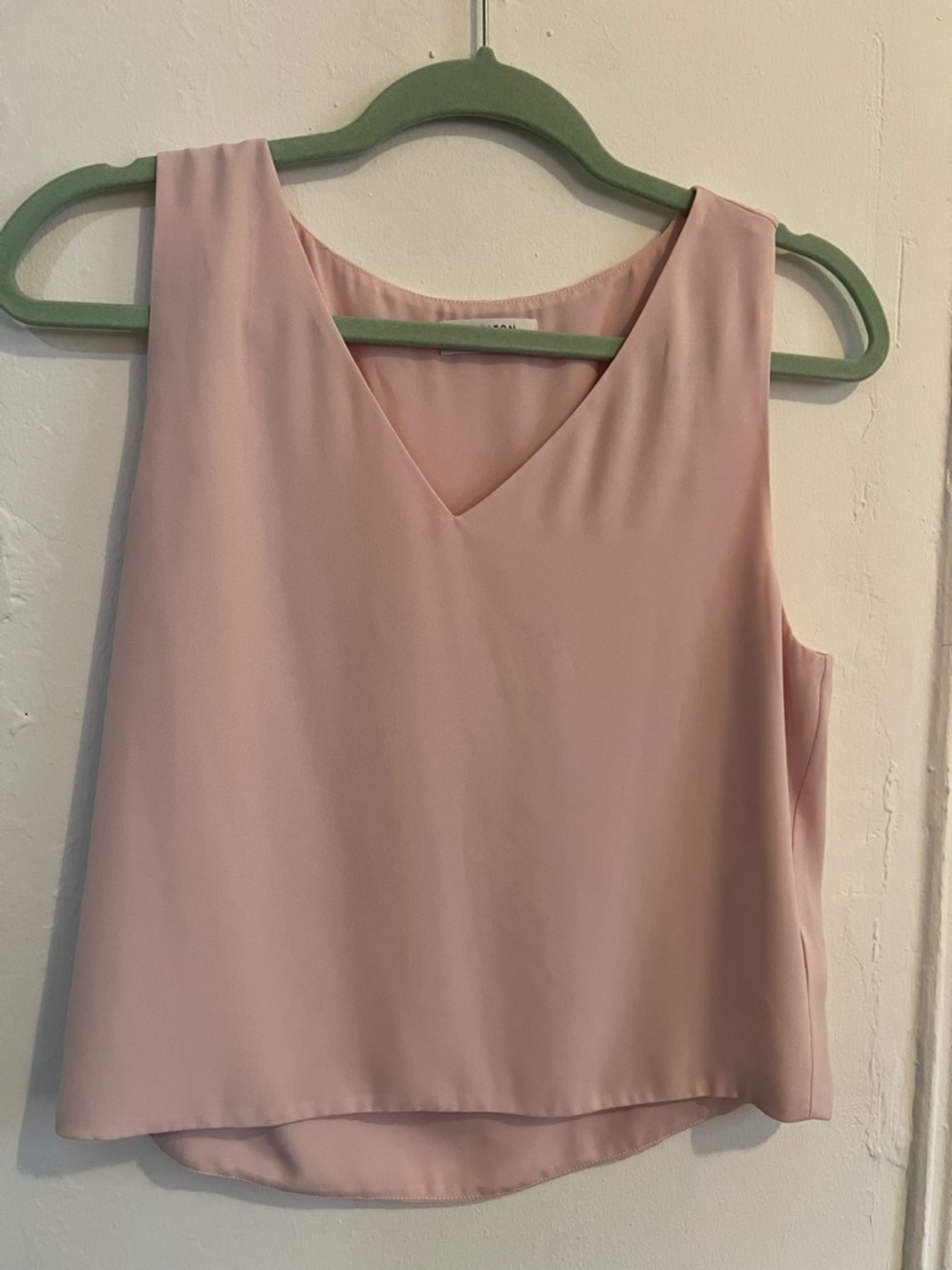 Aritzia Babaton flowy light pink tank size small